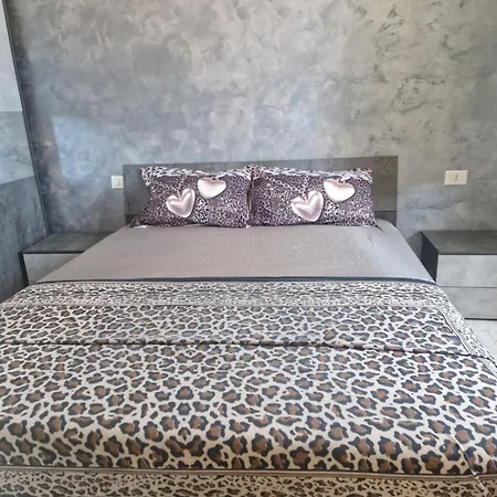 Casa Vacanza San Gennaro Apartment