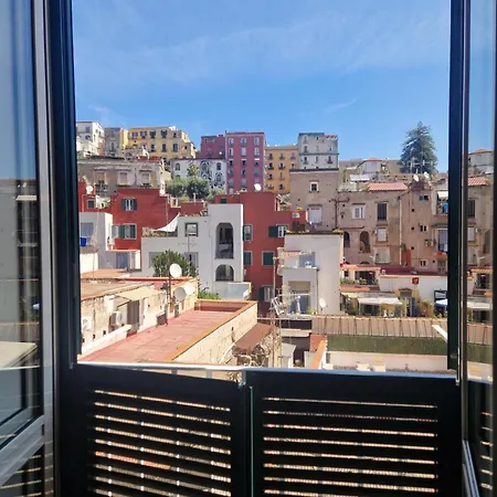 Casa Vacanza San Gennaro * Naples